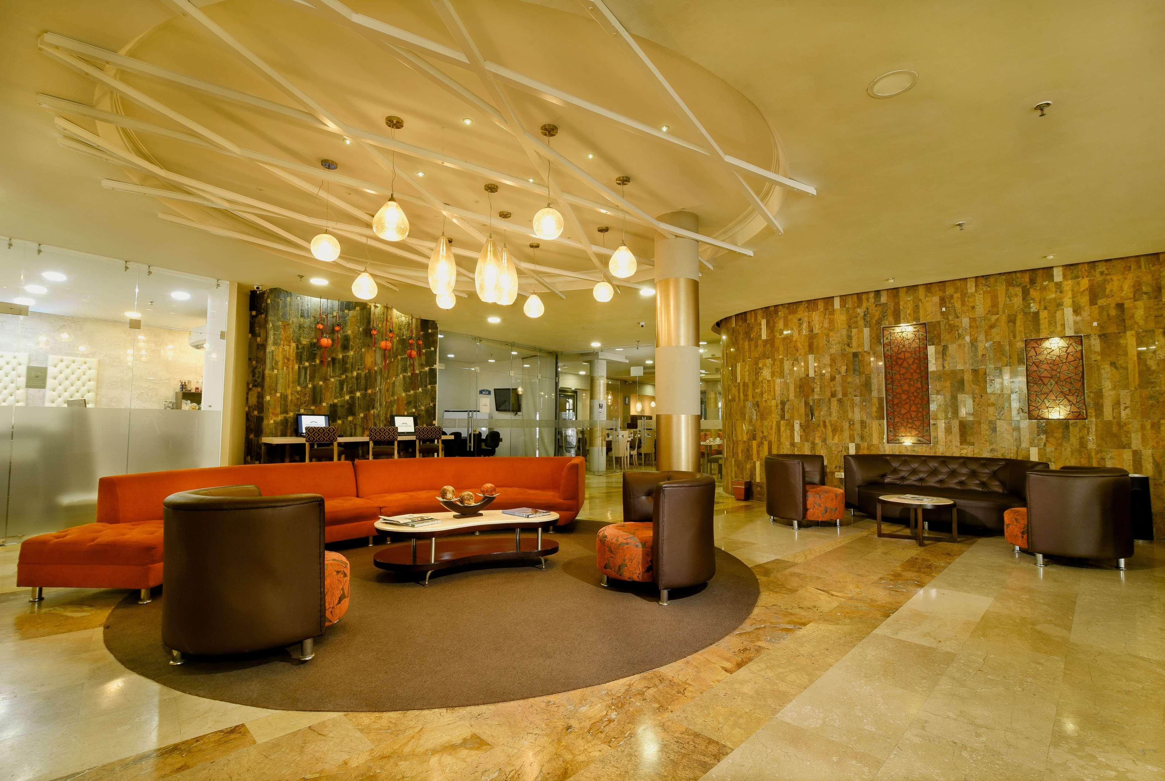 Howard Johnson By Wyndham Barranquilla Versalles Hotel Buitenkant foto